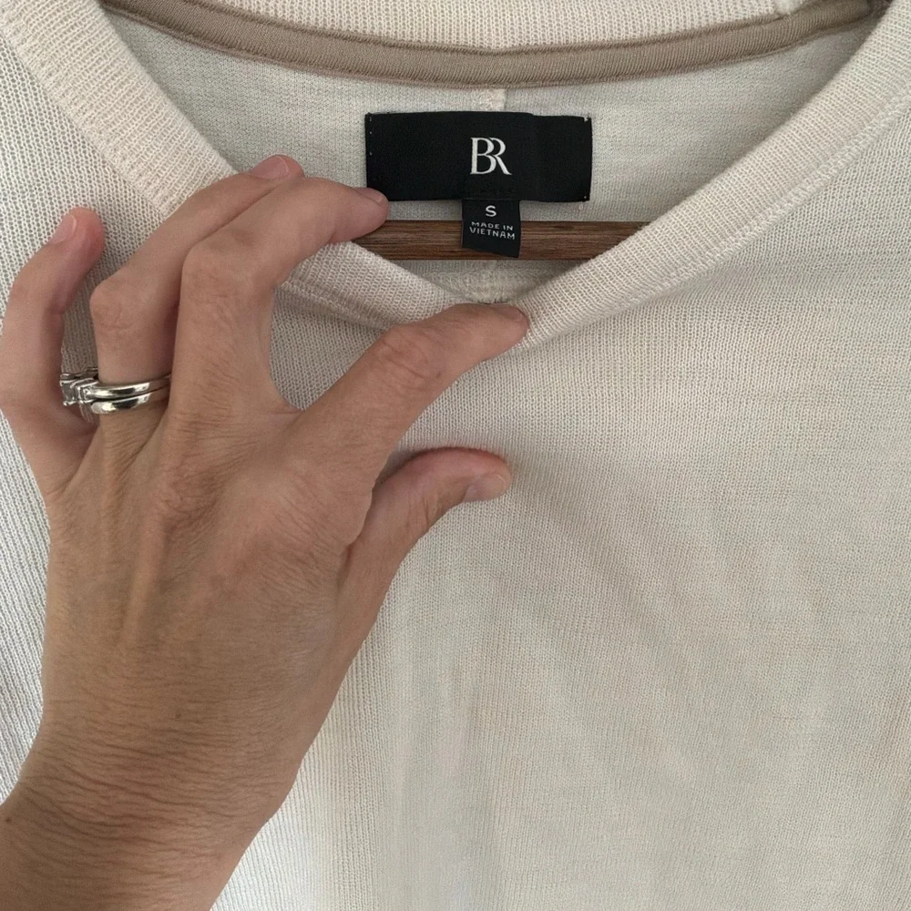 Banana Republic Ecru Crewneck Cotton Blend Double Knit Tee Size Small